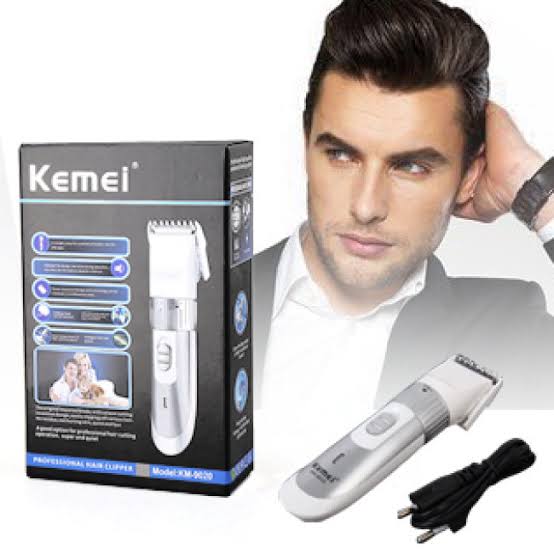 চুল ও দাড়ি কাটার মেশিন-Kemei KM-9020 Trimmer With 4 Different Size Clip