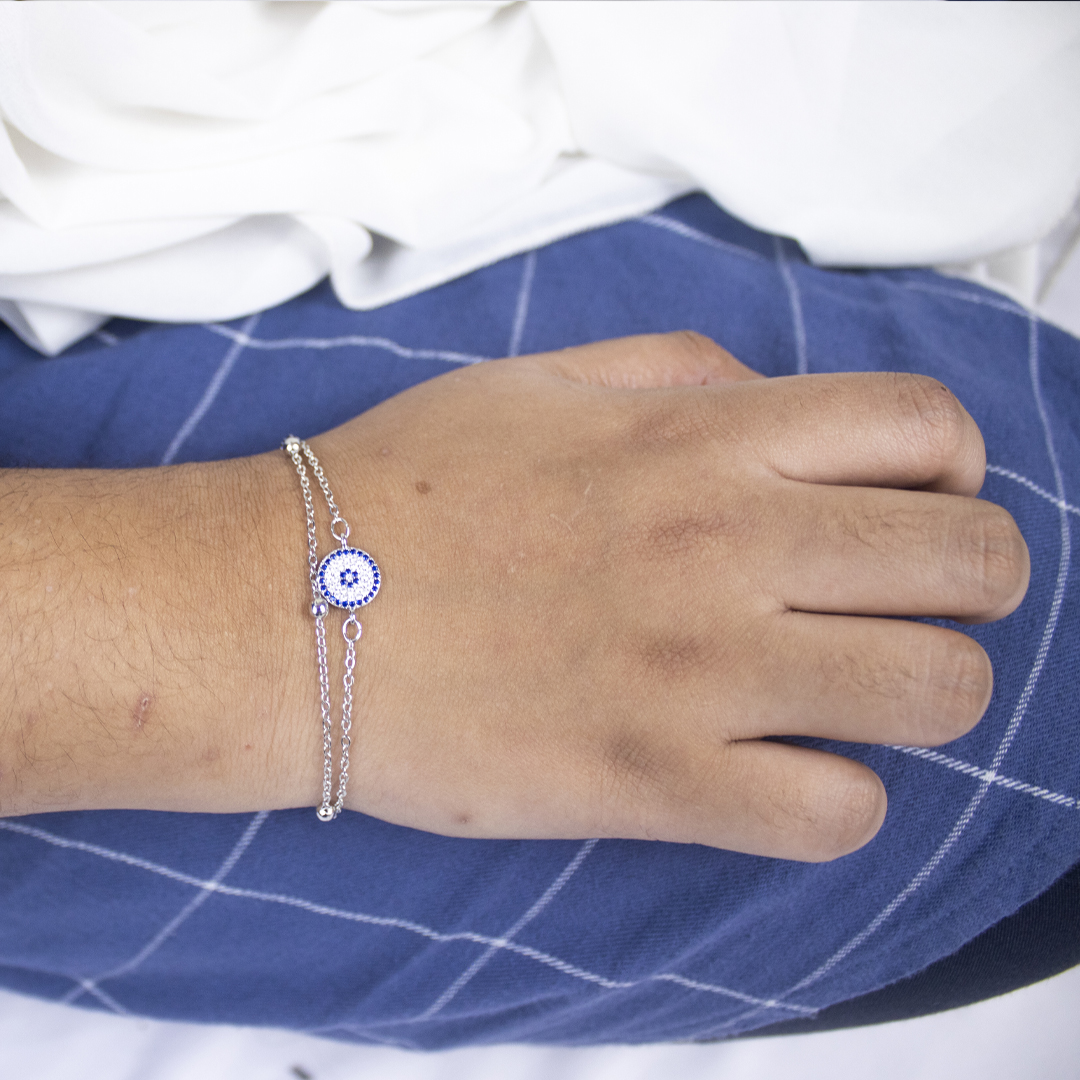 Great Looking Silver Alloy Bracelet for Women or Girl image 2